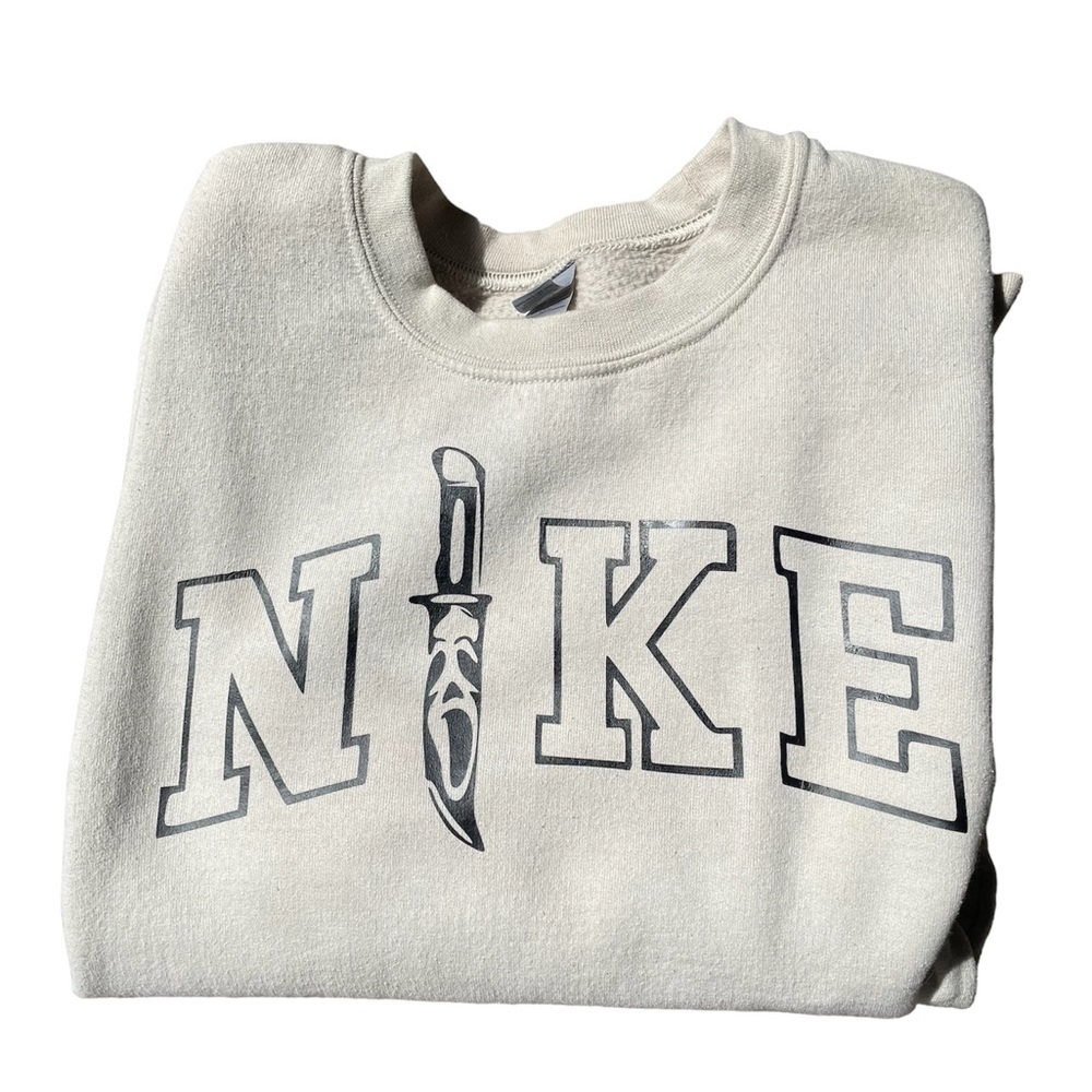 FLASH HALLOWEEN SALE Nike Ghostface Scream Crewneck